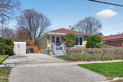 Photo 1 at 80 Nelson Street, Woburn, Toronto