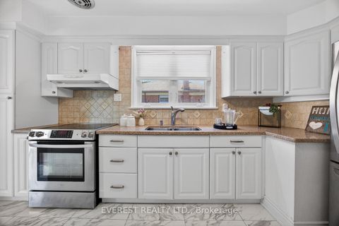 Photo 9 at 80 Nelson Street, Woburn, Toronto