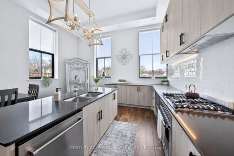 Photo 8 at 304 - 400 Park Avenue, Central Newmarket, Newmarket