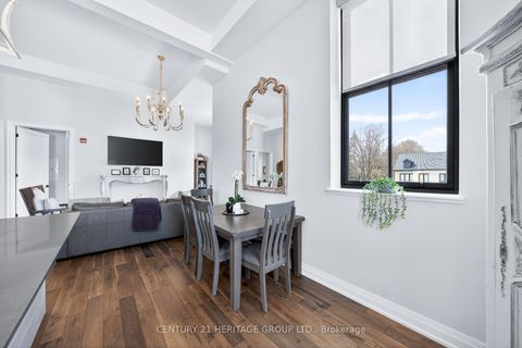 Photo 12 at 304 - 400 Park Avenue, Central Newmarket, Newmarket