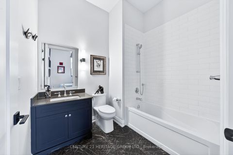 Photo 22 at 304 - 400 Park Avenue, Central Newmarket, Newmarket