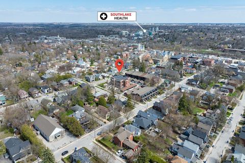 Photo 25 at 304 - 400 Park Avenue, Central Newmarket, Newmarket