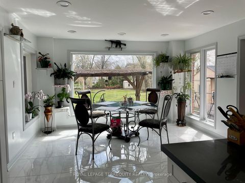 Photo 7 at 435 Drewry Avenue, Newtonbrook West, Toronto