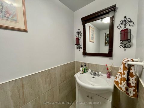 Photo 13 at 435 Drewry Avenue, Newtonbrook West, Toronto