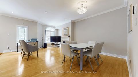 Photo 8 at 105 Doris Avenue, Willowdale East, Toronto