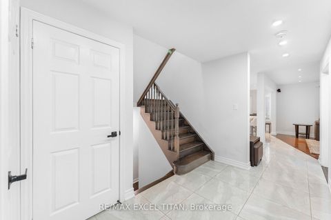 Photo 8 at 17 Nieuwendyk Street, Williamsburg, Whitby