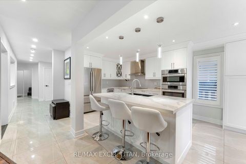 Photo 10 at 17 Nieuwendyk Street, Williamsburg, Whitby