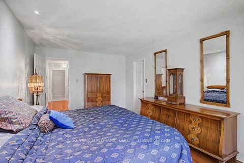 Photo 14 at 10 Haskell Crescent, Aurora Highlands, Aurora