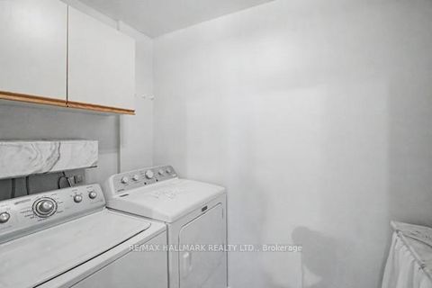 Photo 19 at 10 Haskell Crescent, Aurora Highlands, Aurora