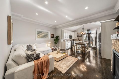 Photo 8 at 220 Westlake Avenue, Lumsden, Toronto