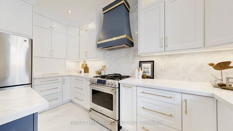 Photo 9 at 51 Farmhouse Crescent, Jefferson, Richmond Hill