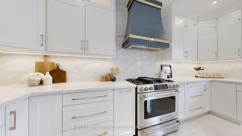 Photo 10 at 51 Farmhouse Crescent, Jefferson, Richmond Hill