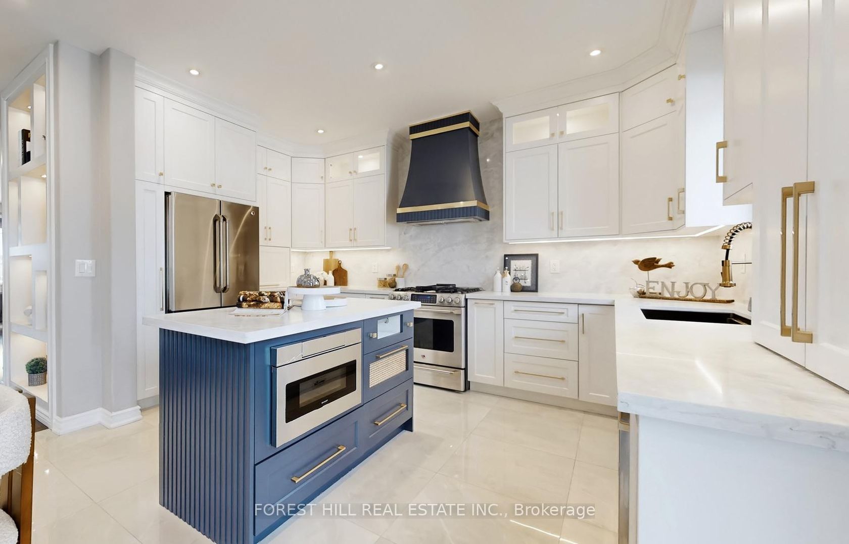 51 Farmhouse Crescent, Jefferson, Richmond Hill photo number 2