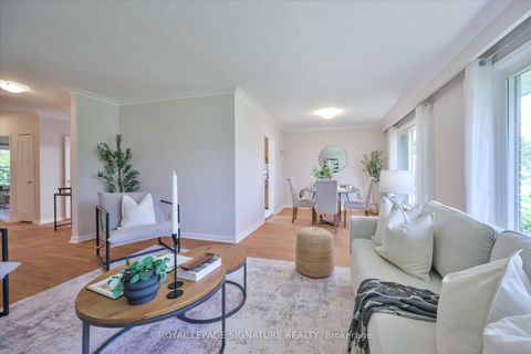 Photo 4 at 10 Gretna Avenue, Victoria Village, Toronto