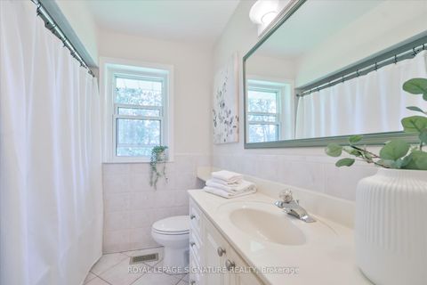 Photo 13 at 10 Gretna Avenue, Victoria Village, Toronto