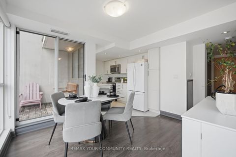 Photo 10 at PH1114 - 18 Merton Street, Mount Pleasant West, Toronto