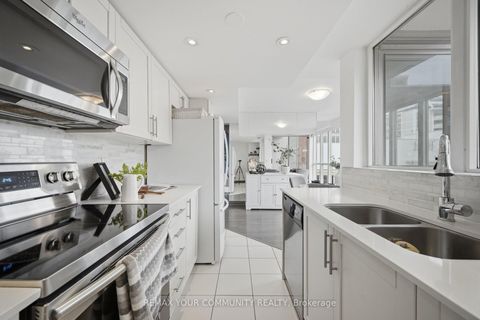 Photo 12 at PH1114 - 18 Merton Street, Mount Pleasant West, Toronto