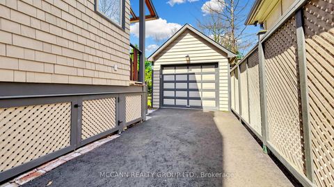 Photo 42 at 252 Sheldrake Boulevard, Mount Pleasant East, Toronto