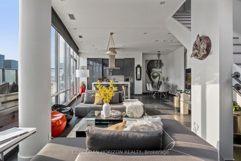 Photo 2 at PH01 - 1 Market Street, Waterfront Communities C8, Toronto