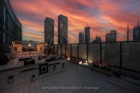 Photo 16 at PH01 - 1 Market Street, Waterfront Communities C8, Toronto