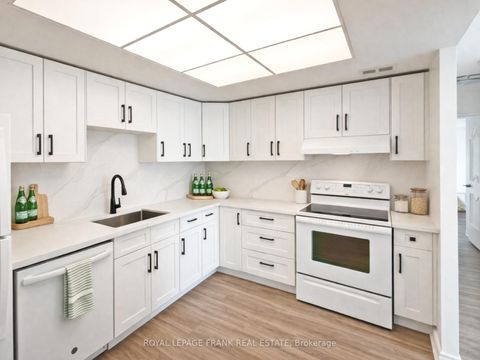 Photo 8 at 819 - 20 Dean Park Road, Rouge E11, Toronto