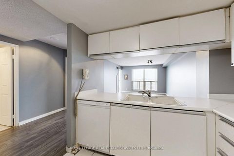 Photo 11 at 1705 - 298 Jarvis Street, Yonge Corridor, Toronto