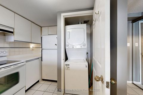 Photo 12 at 1705 - 298 Jarvis Street, Yonge Corridor, Toronto