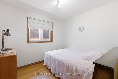 Photo 14 at 141 Spalding Road, CFB, Toronto