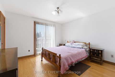 Photo 16 at 141 Spalding Road, CFB, Toronto