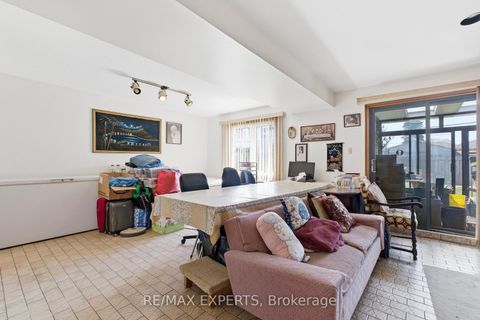 Photo 26 at 141 Spalding Road, CFB, Toronto