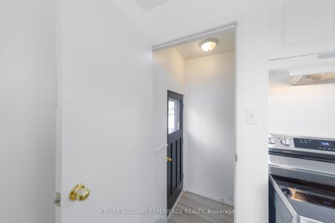 Photo 14 at 91 Cundles Road E, Cundles East, Barrie