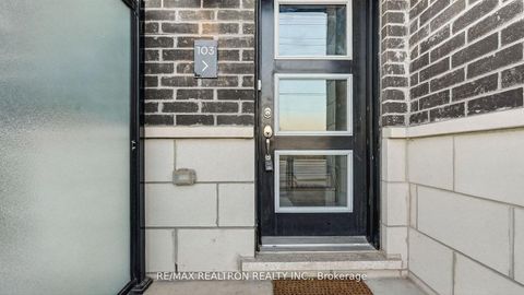 Photo 2 at 103 - 2550 Castlegate Crossing, Duffin Heights, Pickering