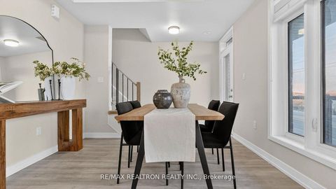 Photo 11 at 103 - 2550 Castlegate Crossing, Duffin Heights, Pickering