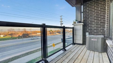 Photo 14 at 103 - 2550 Castlegate Crossing, Duffin Heights, Pickering