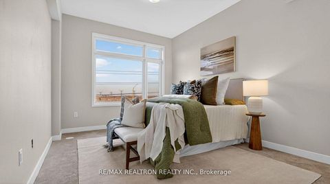 Photo 17 at 103 - 2550 Castlegate Crossing, Duffin Heights, Pickering