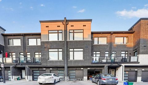 Photo 22 at 103 - 2550 Castlegate Crossing, Duffin Heights, Pickering