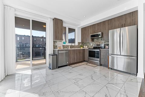 Photo 9 at 92 Stauffer Crescent, Cornell, Markham