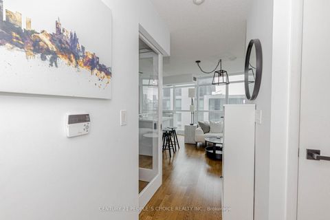 Photo 8 at 1611 - 215 Fort York Boulevard, Niagara, Toronto
