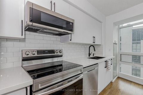 Photo 18 at 1611 - 215 Fort York Boulevard, Niagara, Toronto
