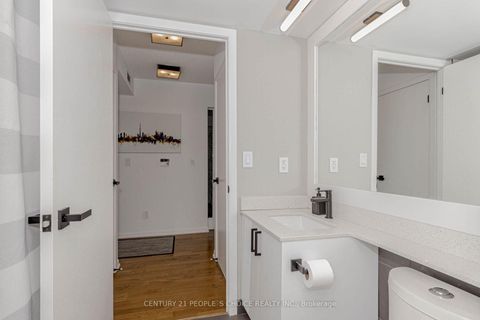 Photo 34 at 1611 - 215 Fort York Boulevard, Niagara, Toronto