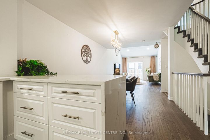 Photo 14 at 25 - 222 Fellowes Crescent, Waterdown, Hamilton