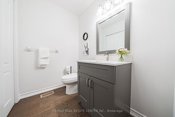 Photo 23 at 25 - 222 Fellowes Crescent, Waterdown, Hamilton