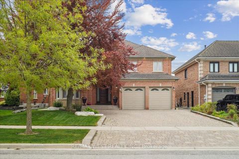 Photo 0 at 15 Brownlee Avenue, East Woodbridge, Vaughan