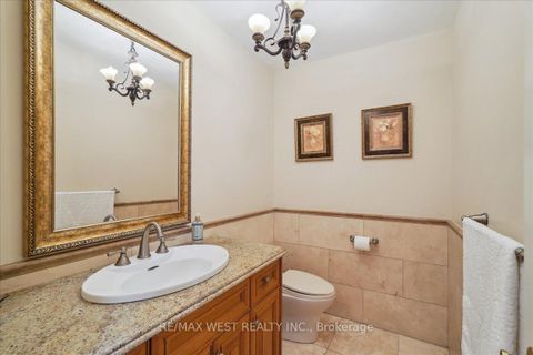 Photo 14 at 15 Brownlee Avenue, East Woodbridge, Vaughan