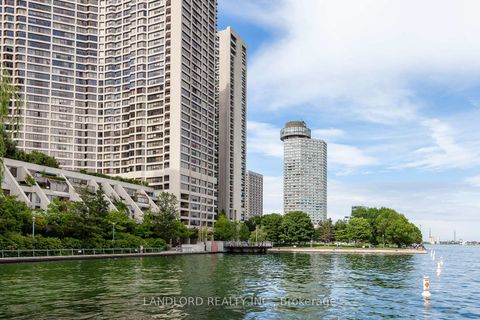 Photo 1 at 2208 - 33 Harbour Square, Waterfront Communities C1, Toronto