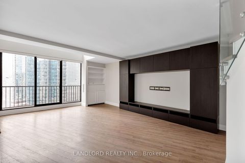 Photo 6 at 2208 - 33 Harbour Square, Waterfront Communities C1, Toronto