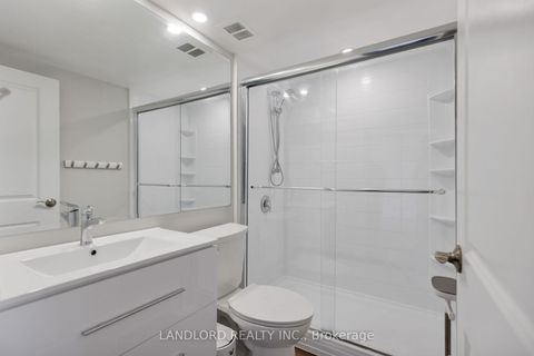 Photo 32 at 2208 - 33 Harbour Square, Waterfront Communities C1, Toronto
