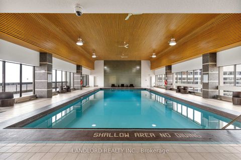 Photo 38 at 2208 - 33 Harbour Square, Waterfront Communities C1, Toronto