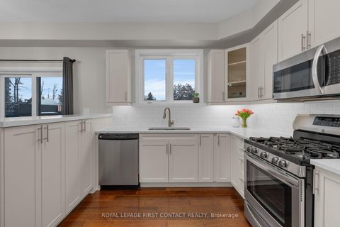 Photo 6 at 21 - 376 Blake Street, Codrington, Barrie