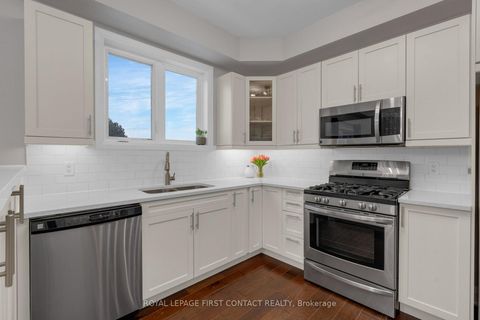 Photo 7 at 21 - 376 Blake Street, Codrington, Barrie